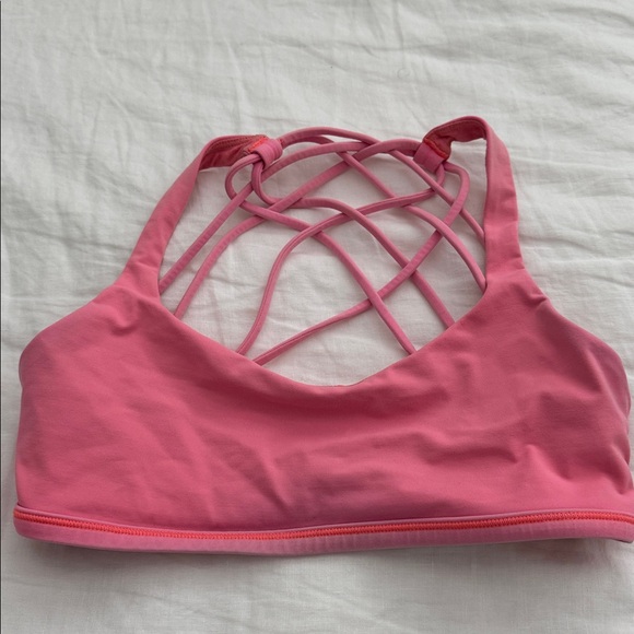 Lululemon free to be bras - Picture 5 of 6